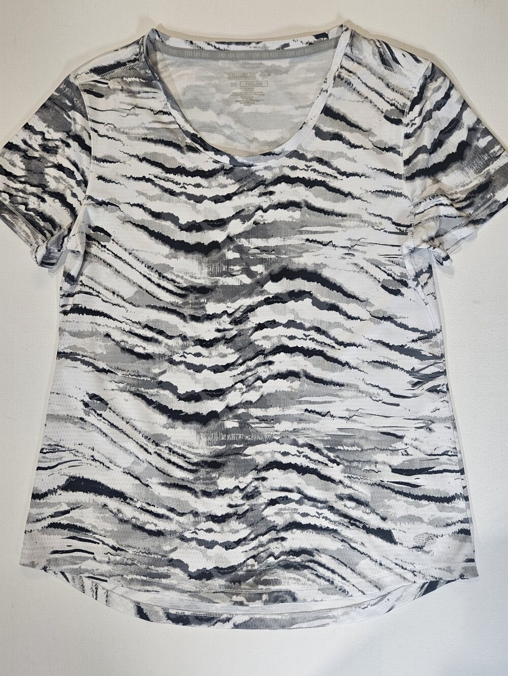 Reel Legends Performance Outfitters Freeline T-shirts Womens Medium Grey White